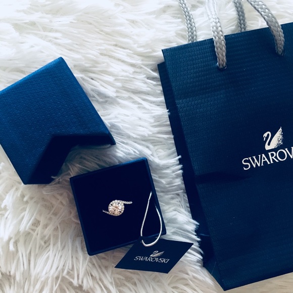 Swarovski SWIRL RING - Picture 4 of 7